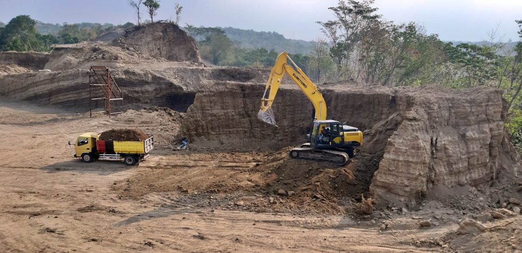 spesialis pekerjaan tanah